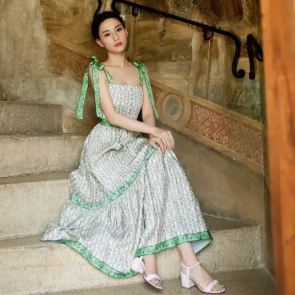 Alice + Olivia
Breslin Printed Stretch Cotton Corset Midi-Dress 8